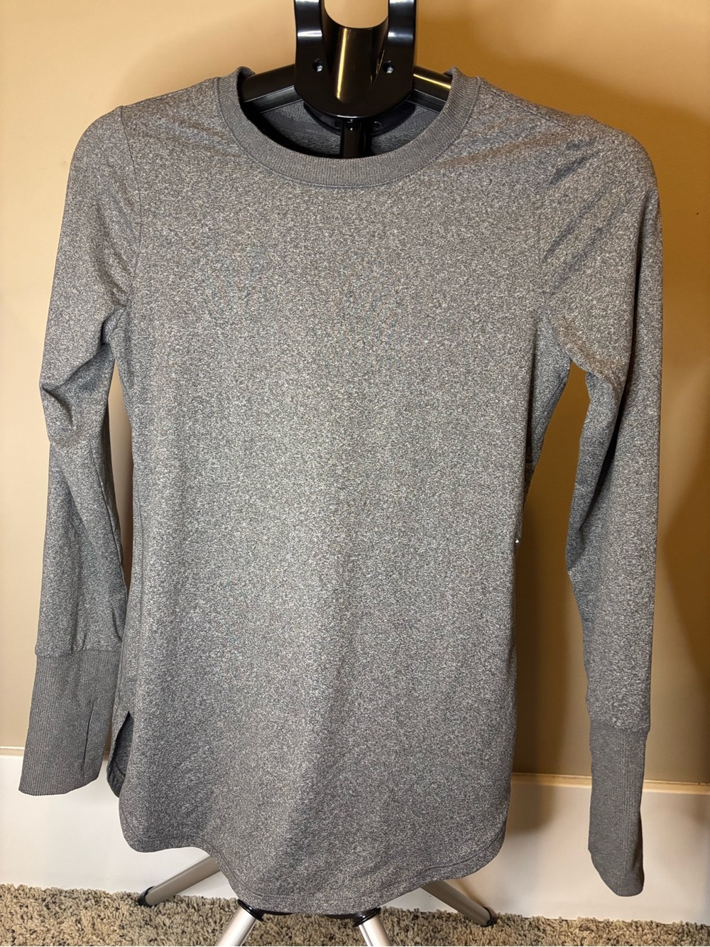 RBX Women’s XS Long Sleeve Athletic Shirt Gray Heather Thumbhole Cuffs